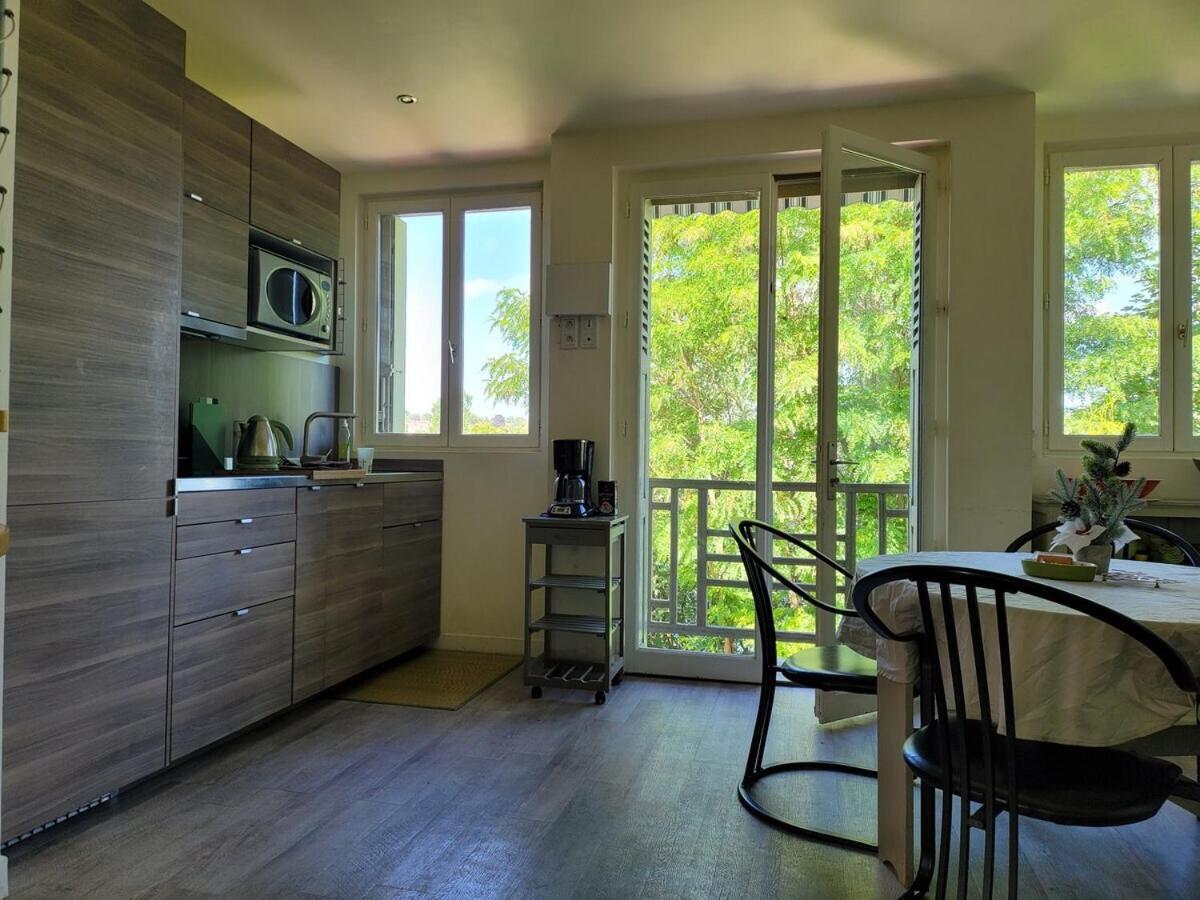 L'Escapade 3 Etoiles Villa Champagne-sur-Seine Szoba fotó